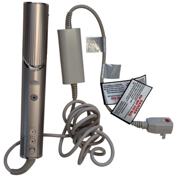 Shark FlexStyle Hair Dryer & Multi-Styler – Curl, Volumize, Smooth, Dry - Picture 3 of 14